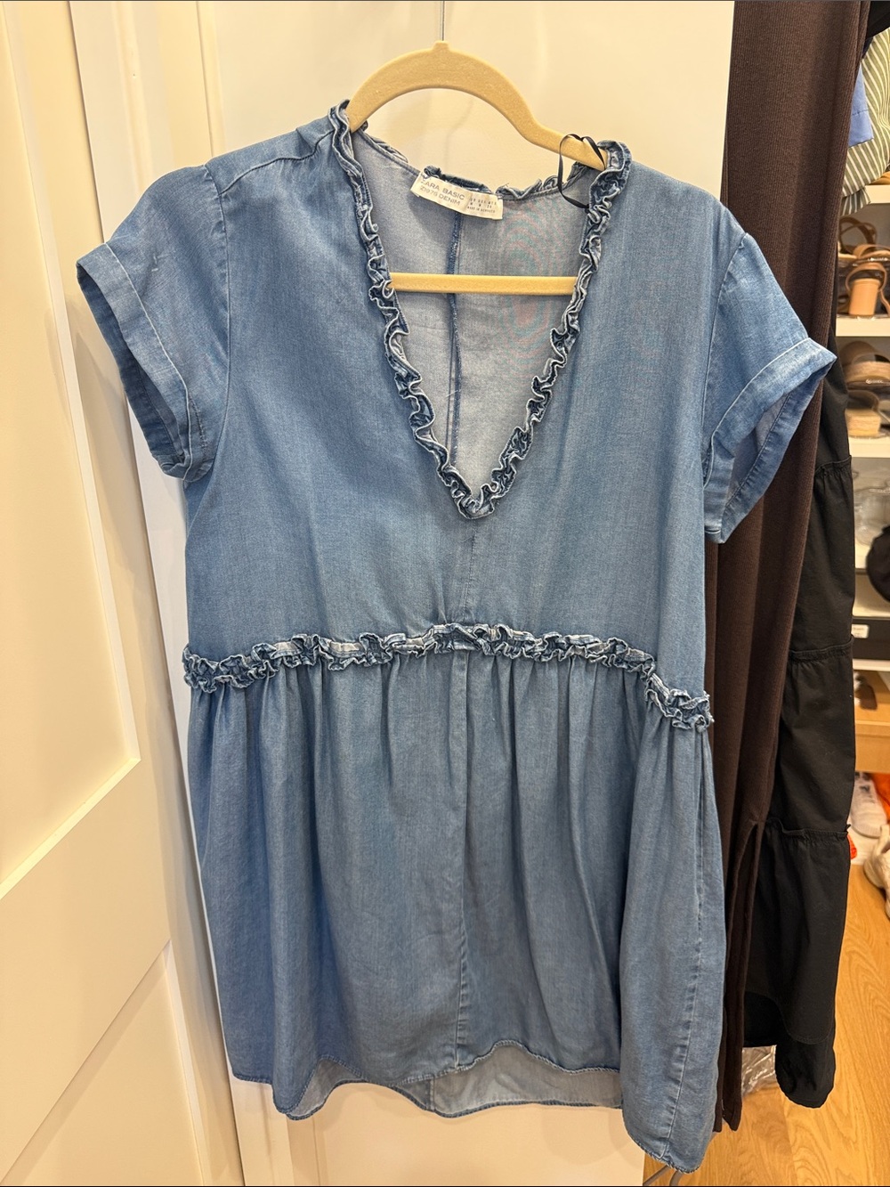 Zara Women's Light Blue Chambray Ruffle V-Neck Mini Dress